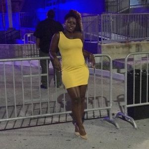 Meet your Posher, Aisha